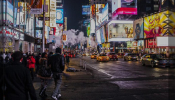 奧格斯特?zé)粝鋸V告